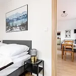 Dom Pod Gubałówką - *